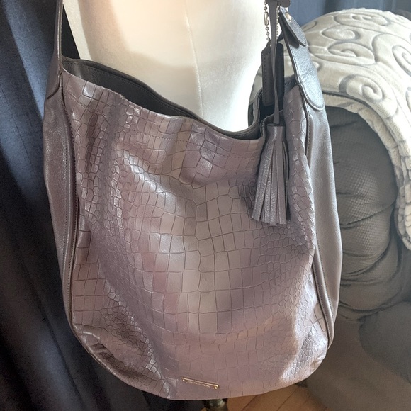 Gorgeous Coach Shoulder Bag - Picture 1 of 5